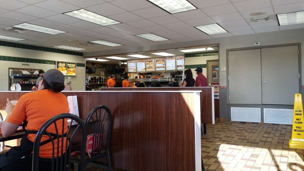 Whataburger | 1700 N Wayside Dr, Houston, TX 77020, USA | Phone: (713) 674-6609