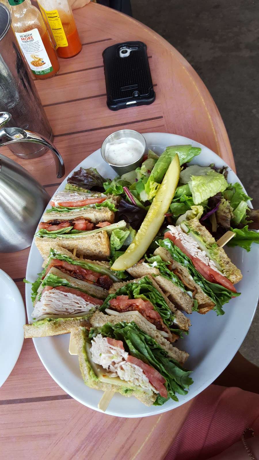 Waypoint Cafe | 325 Durley Ave, Camarillo, CA 93010, USA | Phone: (805) 388-2535