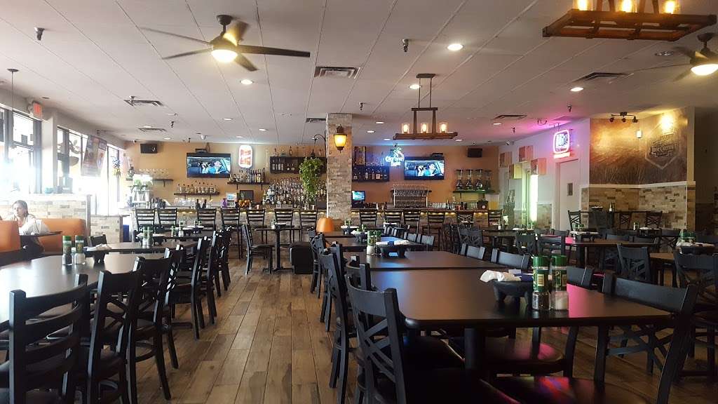 Don Julio Mexican Kitchen & Tequila Bar | 551 S Chickasaw Trail, Orlando, FL 32825 | Phone: (407) 930-3735