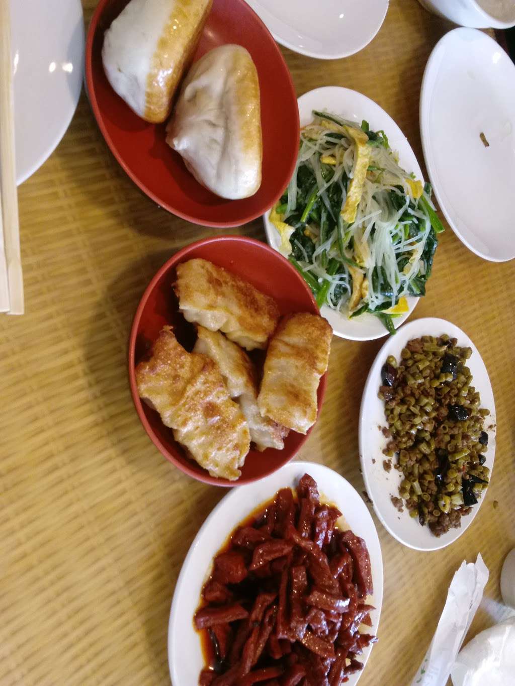 Yu Zhou Cafe | 576 N Frederick Ave, Gaithersburg, MD 20877 | Phone: (301) 330-9808