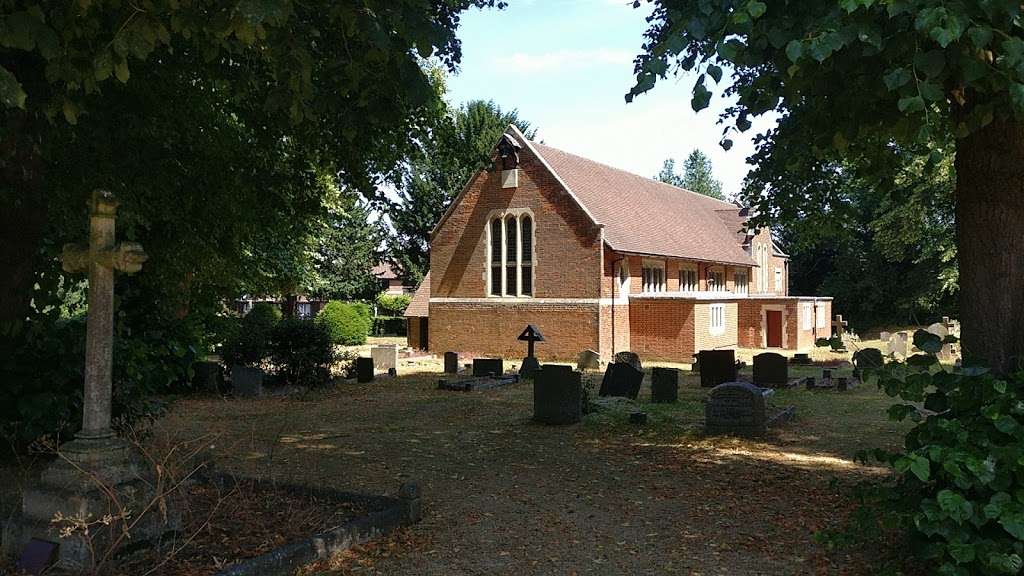 Saint Michael and All Angels Woolmer Green | 8 Mardleybury Rd, Woolmer Green, Knebworth SG3 6LT, UK