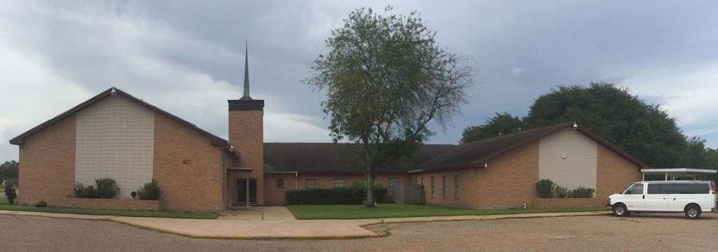 Fellowship Community Baptist Church | 1700 Danubina St, Baytown, TX 77520, USA | Phone: (281) 427-9449