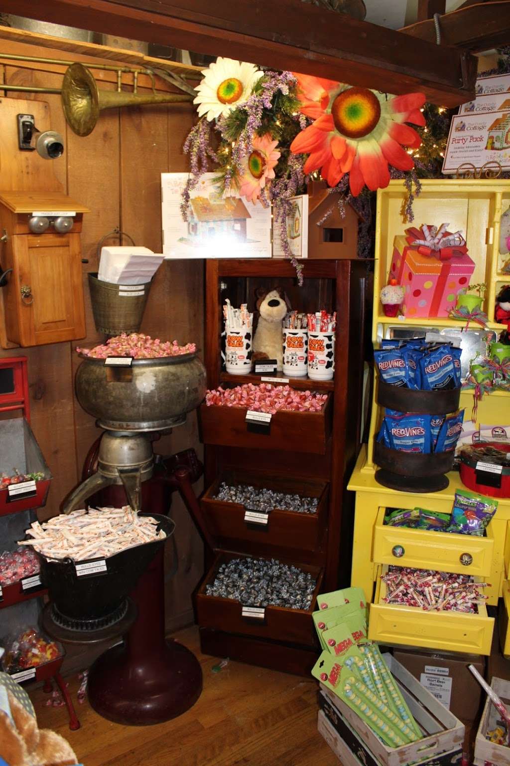 Ma & Pas Candy | 420 Robert Parker Coffin Rd, Long Grove, IL 60047, USA | Phone: (847) 634-0450