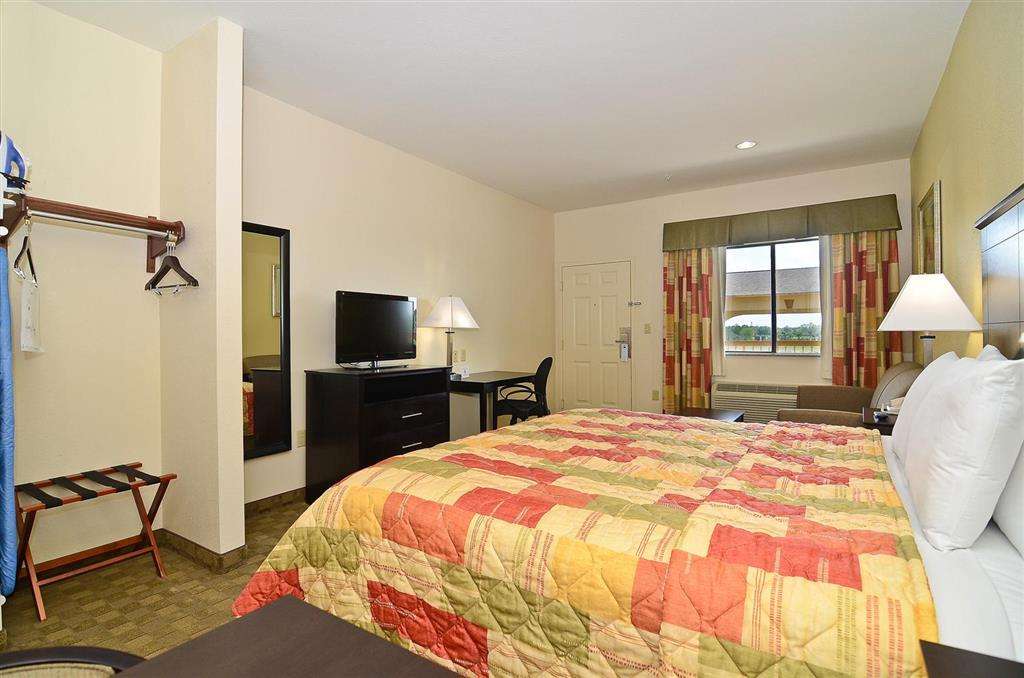 Americas Best Value Inn & Suites Tomball | 22420 Park Rd, Tomball, TX 77377, USA | Phone: (281) 255-9030