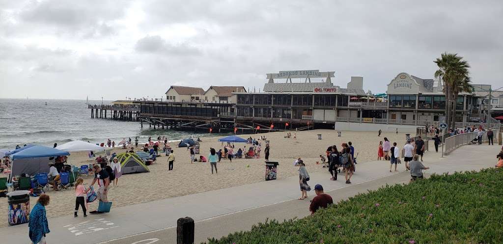 Churros Pier Bakery | 100 Fishermans Wharf # 100M, Redondo Beach, CA 90277, USA | Phone: (310) 376-9582