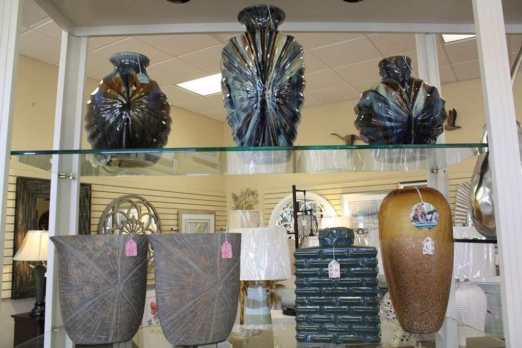 Decorators Resource Home Accent Store | 16810 US-441 #503, Summerfield, FL 34491, USA | Phone: (352) 693-2119