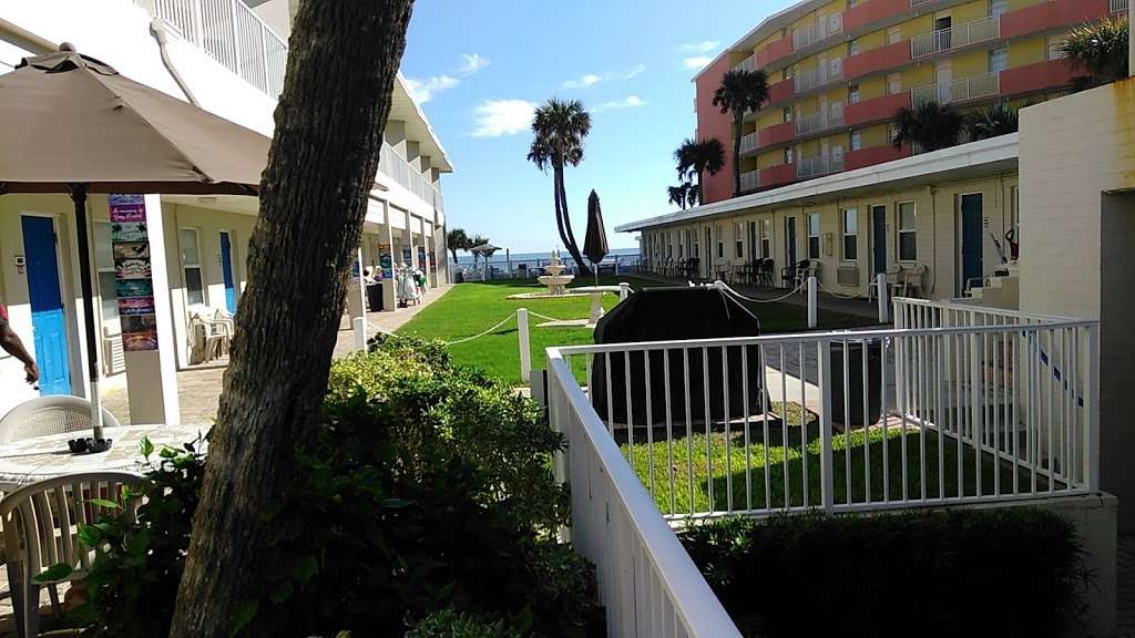 Ocean Court Motel | 2315 S Atlantic Ave, Daytona Beach, FL 32118 | Phone: (386) 253-8185