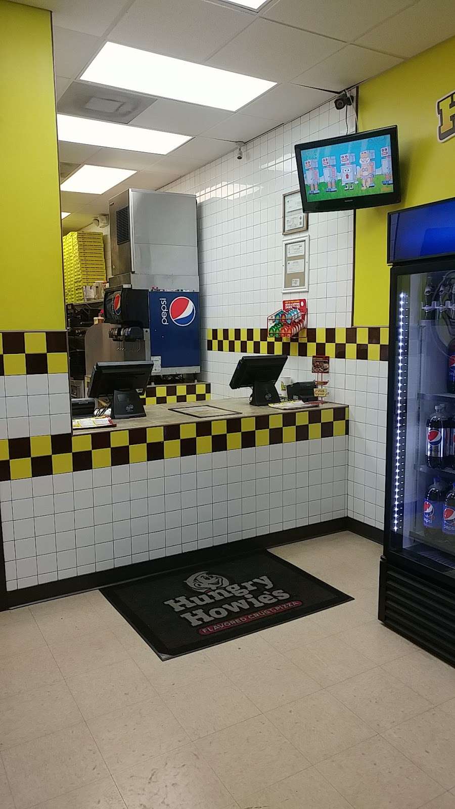 Hungry Howies Pizza | 121 Howland Blvd B, Deltona, FL 32738, USA | Phone: (407) 688-4757