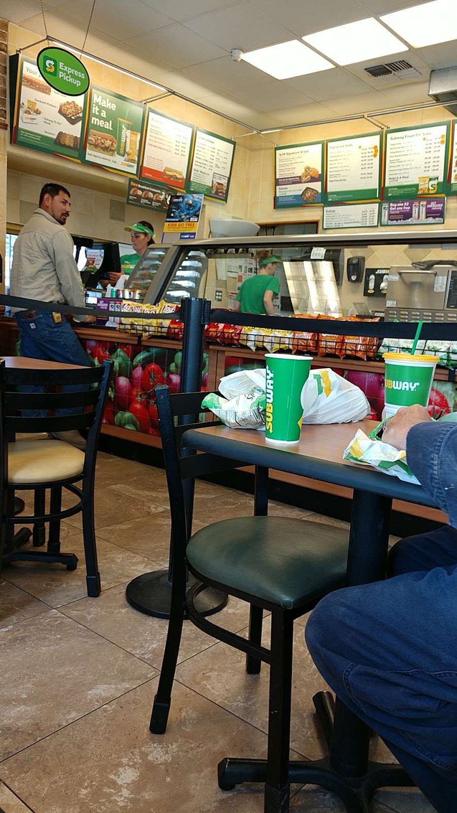 Subway | 615 Poso St, Maricopa, CA 93252, USA | Phone: (661) 769-9000