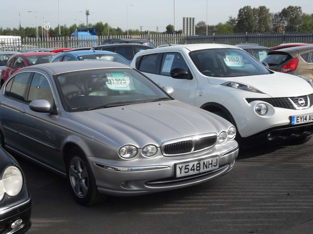 Car Realm | Unit 17,Noakes Ind Estate, New Road,Wennington,Rainham, Rainham, Essex RM13 9EB, UK | Phone: 01708 252220