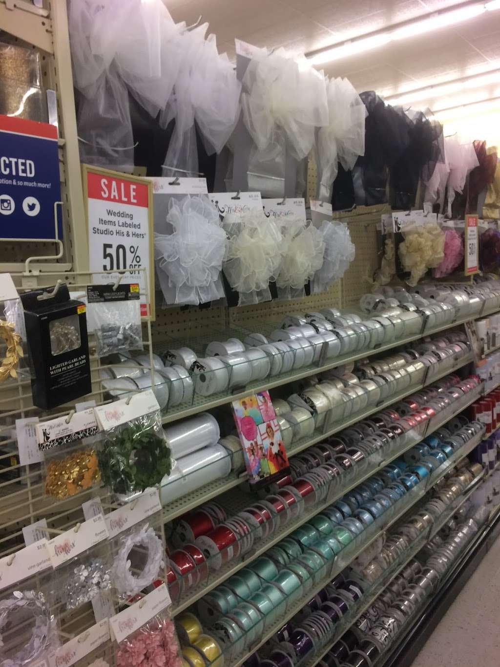 Hobby Lobby | 1109 Cornerstone Blvd, Daytona Beach, FL 32117, USA | Phone: (386) 274-4025