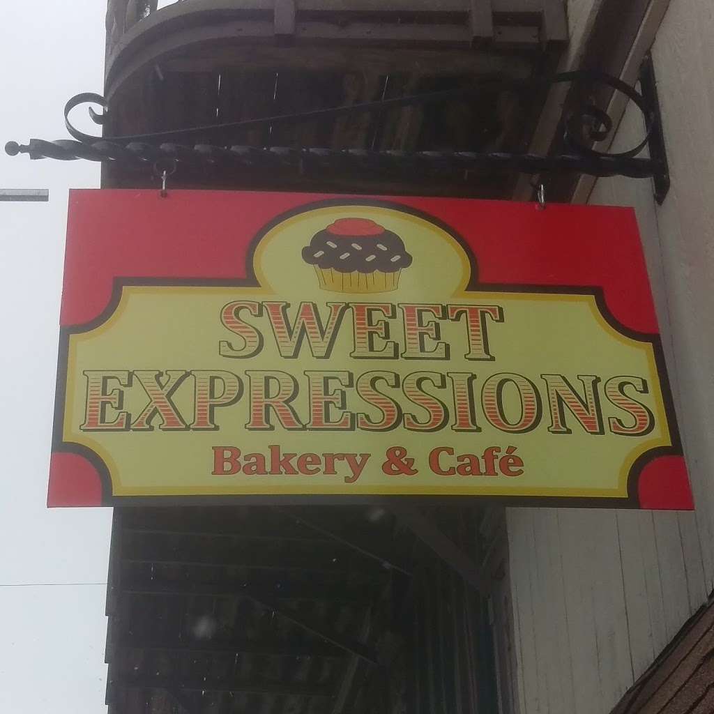 Sweet Expressions Bakery and Cafe | 508 Locust St, Middletown, IN 47356, USA | Phone: (765) 444-8029