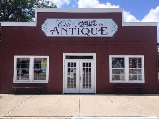 Chic, Geek & Antique | 222 N Water St, Wilmington, IL 60481 | Phone: (779) 875-3149