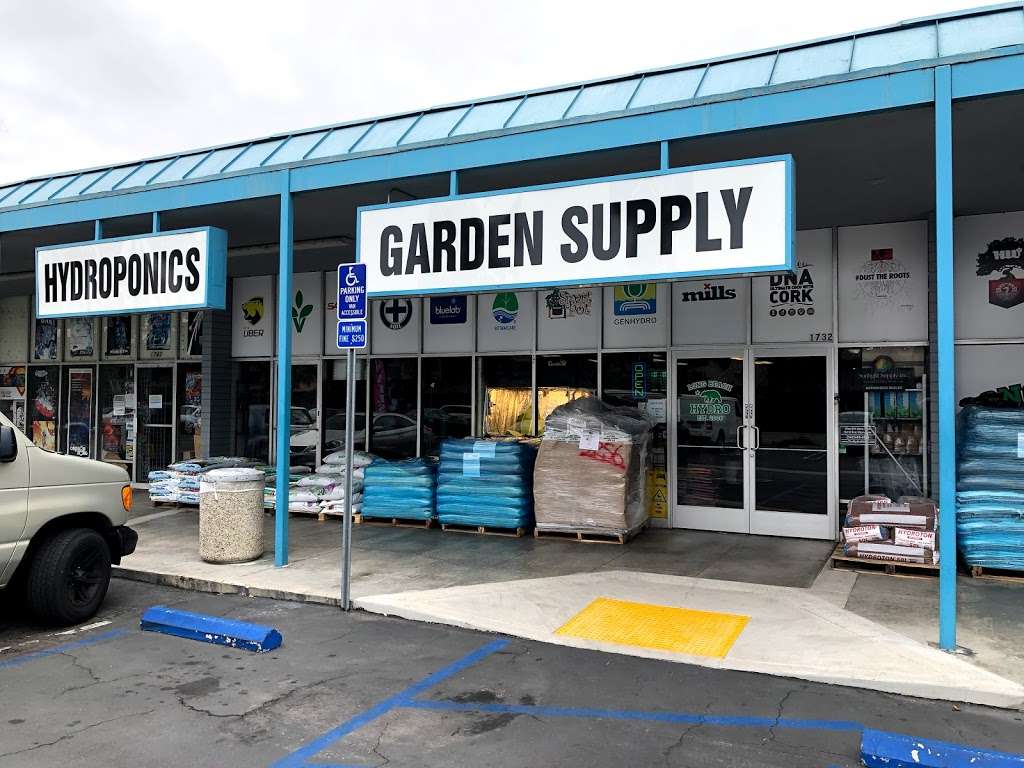 Long Beach Hydroponics & Organics | 1732 Clark Ave, Long Beach, CA 90815 | Phone: (562) 498-9525