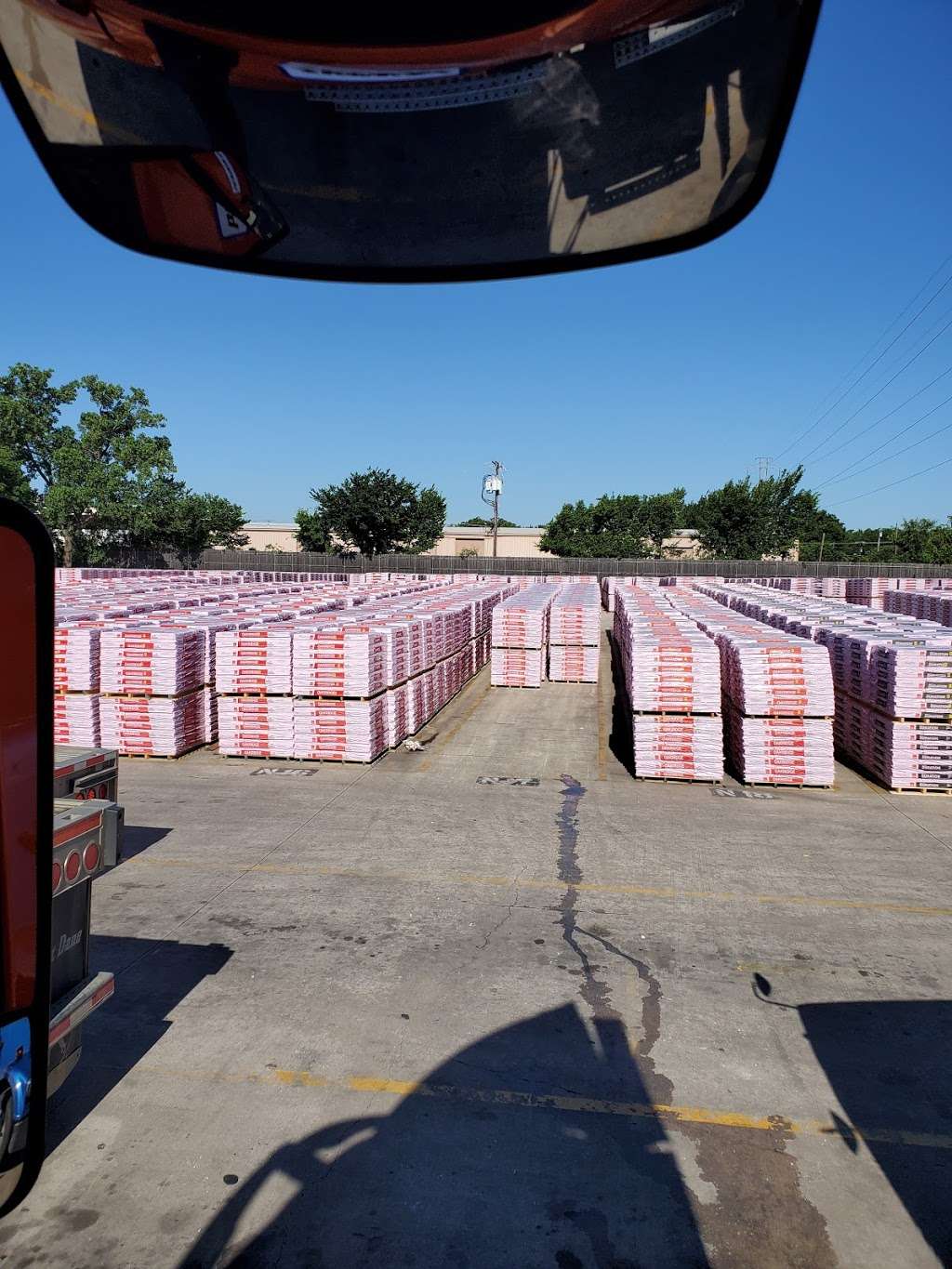 Owens Corning Trumbull Asphalt | 209 N Nursery Rd, Irving, TX 75061, USA | Phone: (972) 438-2565