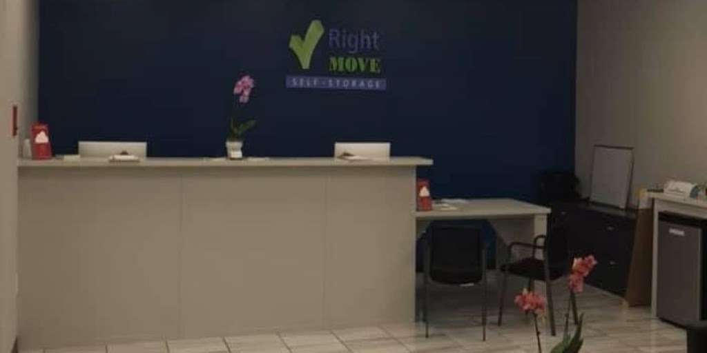 Right Move Storage - Texas City | 10000 Emmett F Lowry, Express Way Suite 3000, Texas City, TX 77591 | Phone: (409) 440-8305