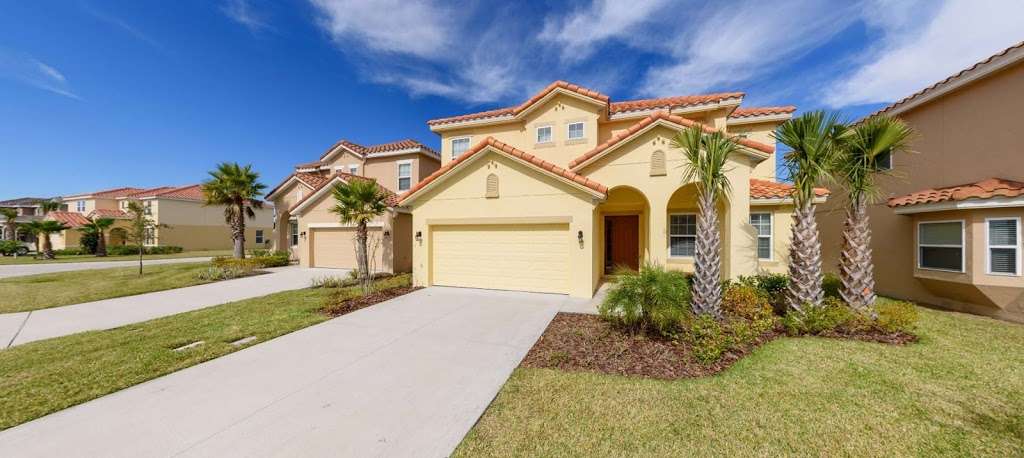 Orlando Vacation Rentals - VIP Homes | 8681 W Irlo Bronson Memorial Hwy #125, Kissimmee, FL 34747, USA | Phone: (407) 284-4912