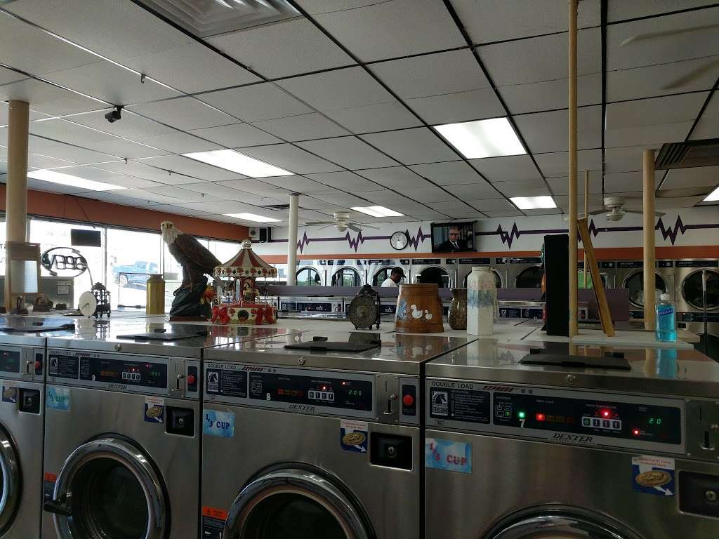 Gateway Laundry | 4605 NW Gateway Ave, Riverside, MO 64150, USA | Phone: (816) 746-0700