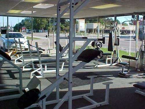 One on One Personal Fitness Studio | 14200 Stuebner Airline Rd, Houston, TX 77069, USA | Phone: (281) 678-4116