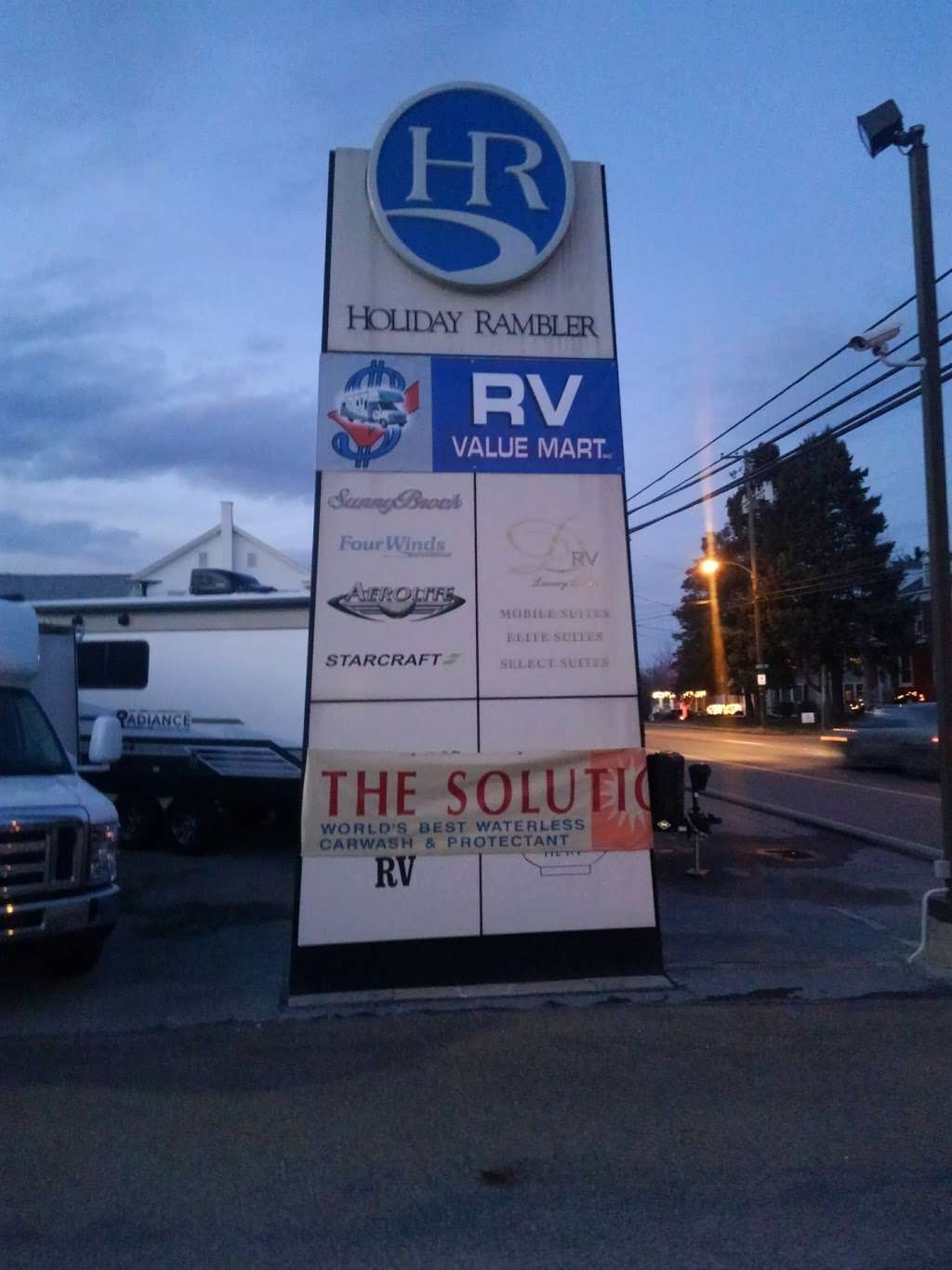 RV Value Mart Inc | 9505, 2718 Willow Street Pike, Willow Street, PA 17584, USA | Phone: (717) 664-0448