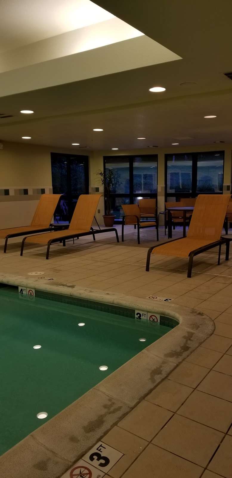 Courtyard by Marriott Kansas City Shawnee | 17250 Midland Dr, Shawnee, KS 66217, USA | Phone: (913) 631-8800