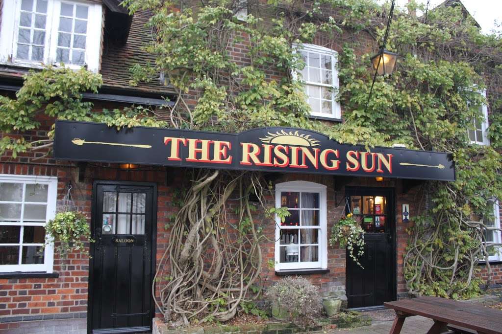 The Rising Sun | 137 Marsh Ln, London NW7 4EY, UK | Phone: 020 8959 1357