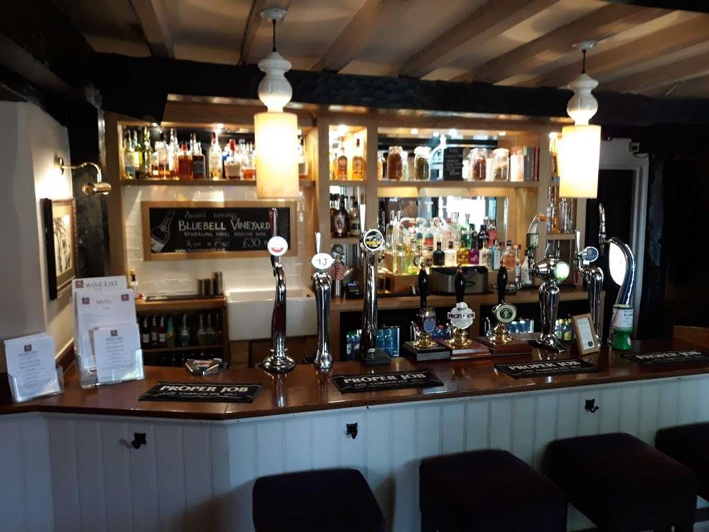 The Crown At Turners Hill | East St, Turners Hill, Crawley RH10 4PT, UK | Phone: 01342 715218