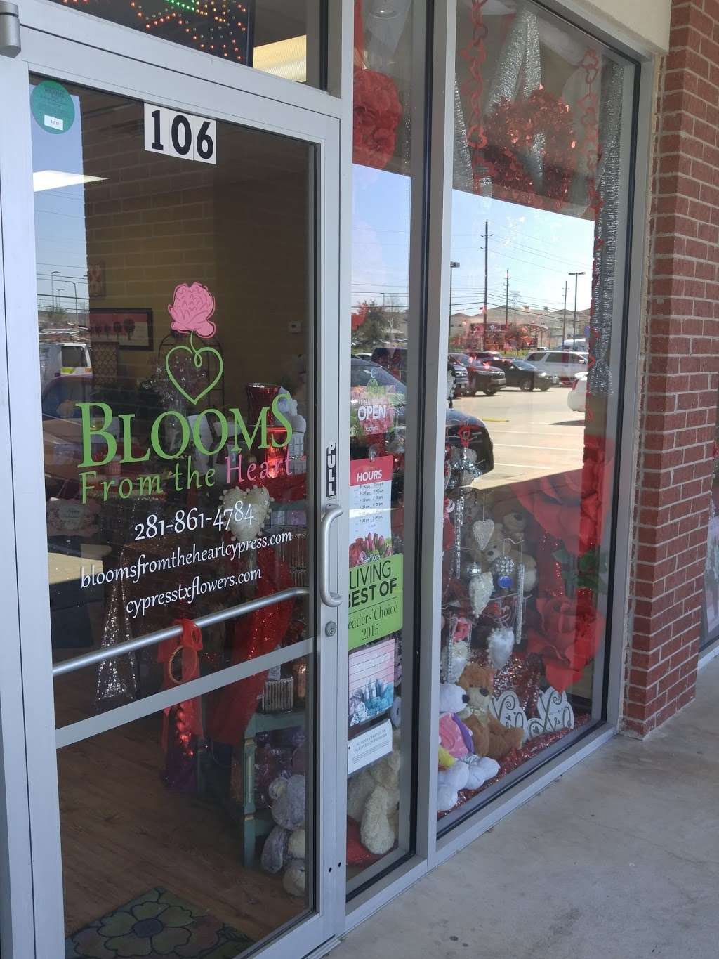 Blooms From The Heart | 9740 Barker Cypress Rd #106, Cypress, TX 77433, USA | Phone: (281) 861-4784