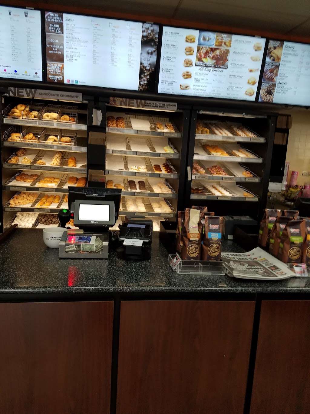 Dunkin Donuts | 7949 W 79th St, Bridgeview, IL 60455, USA | Phone: (708) 458-2143