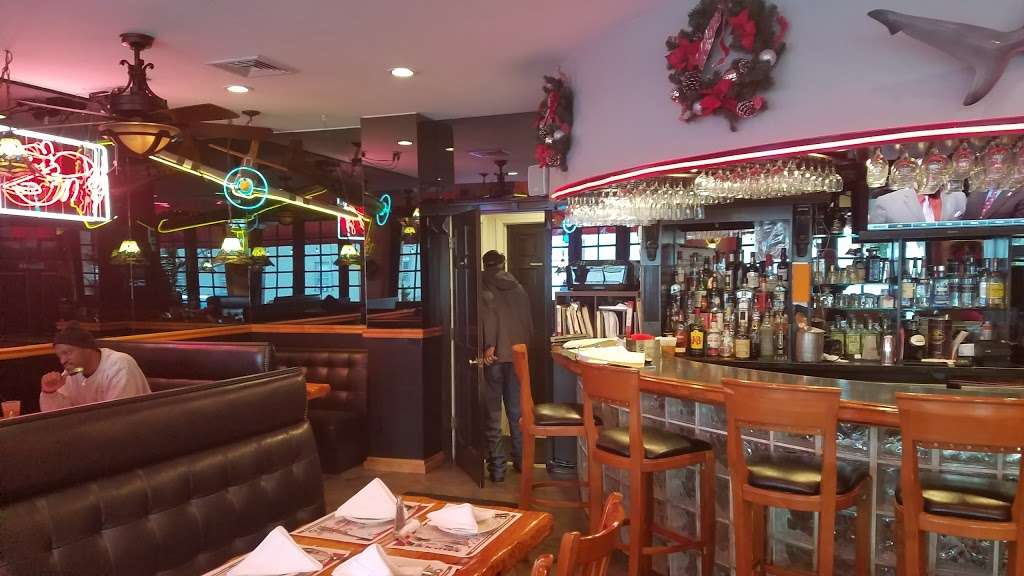 Sammy S Shrimp Box 64 City Island Ave Bronx Ny 10464 Usa