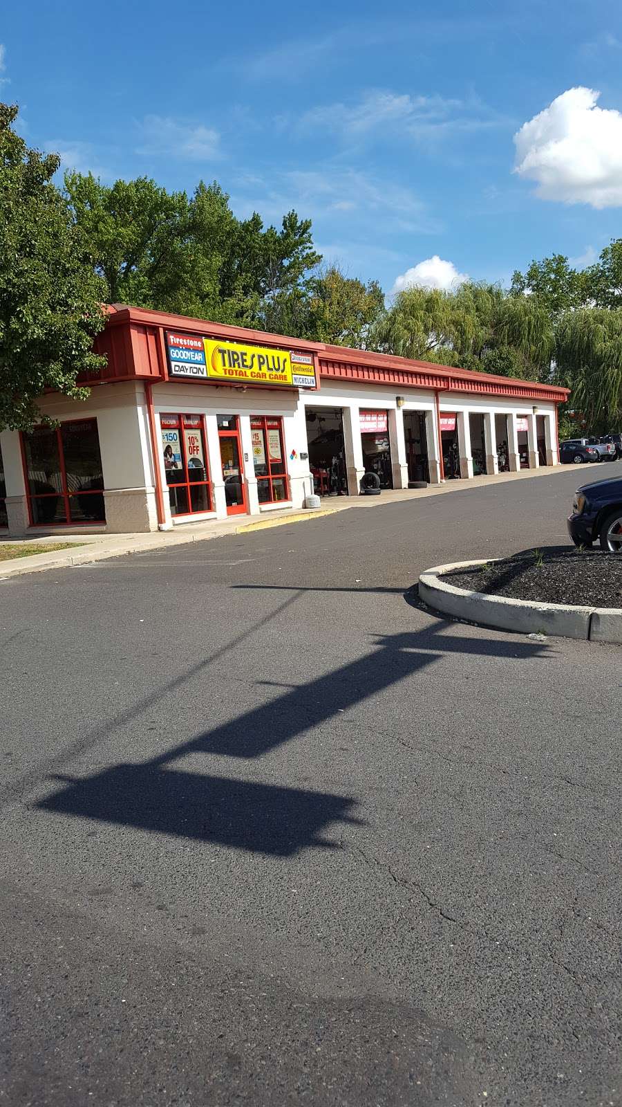 Tires Plus | 580 W Trenton Ave, Morrisville, PA 19067, USA | Phone: (215) 310-0066