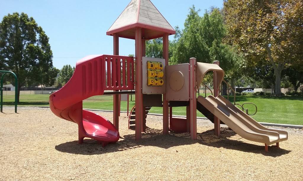 Riverdale Park | 4545 East Riverdale Ave, Anaheim, CA 92807, USA | Phone: (714) 765-4311