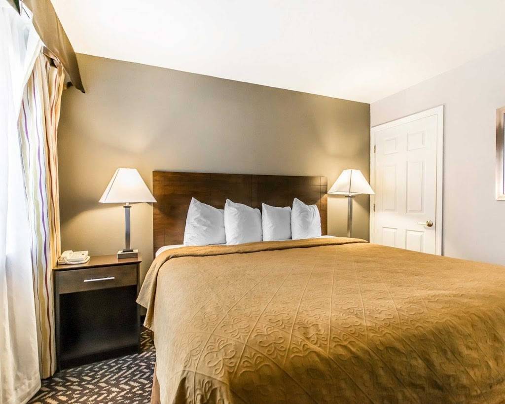 Quality Inn & Suites University/Airport | 311 E Gaulbert Ave, Louisville, KY 40208, USA | Phone: (502) 638-6100