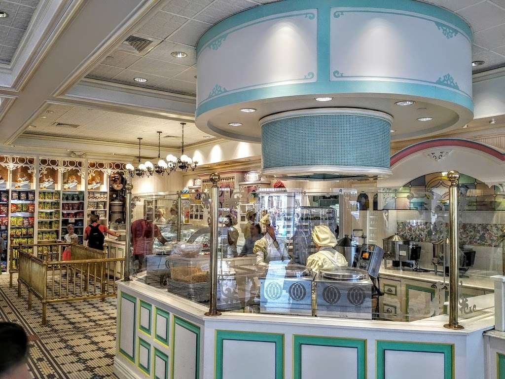 Main Street Confectionery | Walt Disney World Resort, Bay Lake, FL 32836, USA | Phone: (407) 824-4321