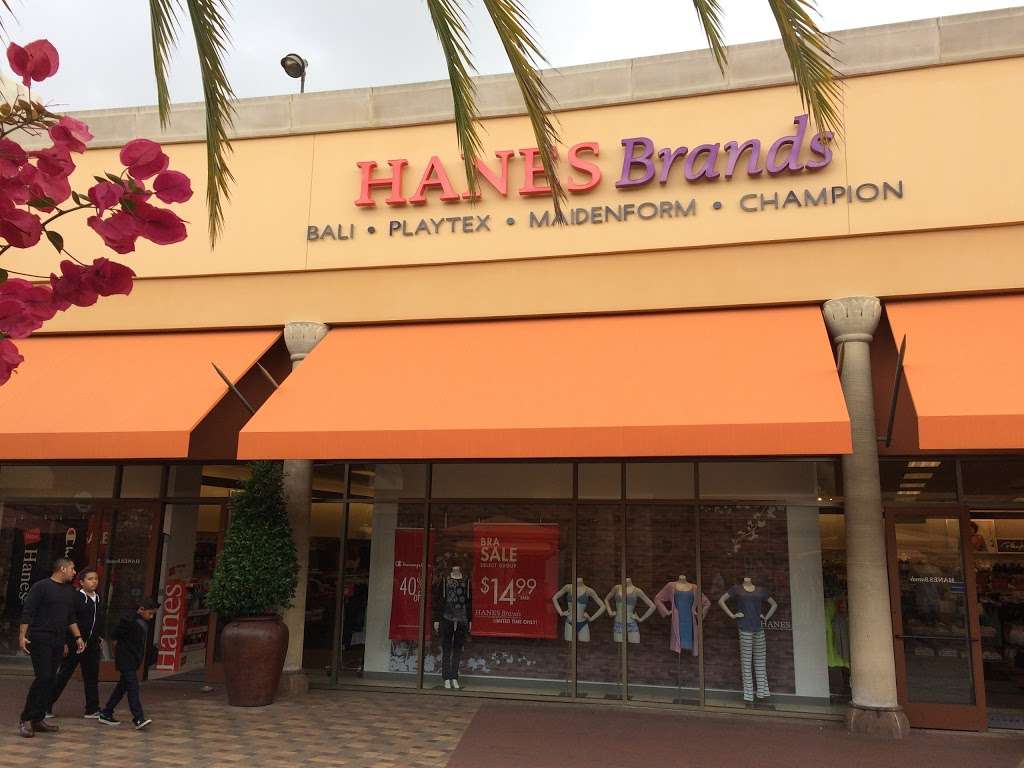 Hanesbrands Outlet Store | 100 Citadel Dr #569, Commerce, CA 90040, USA | Phone: (323) 724-8391