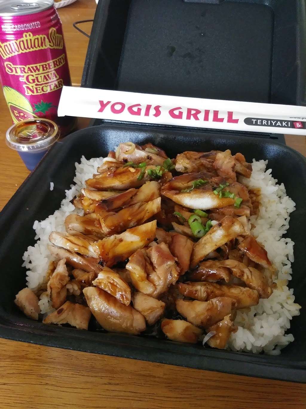 Yogis Grill | 4771, 16055 N Arrowhead Fountains Center Dr suite b, Peoria, AZ 85382, USA | Phone: (623) 486-4333