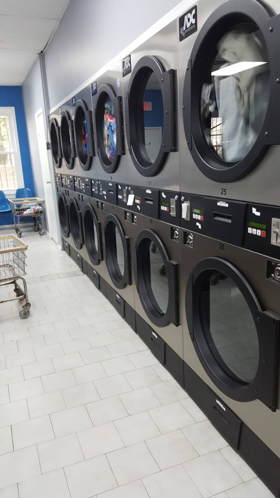 Laundromat Center | 143 Kearny Ave #2407, Kearny, NJ 07032, USA | Phone: (201) 997-8485