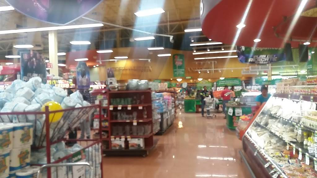 S-Mart | Arturo Cortez Villalba, Lisboa #8810, Voluntad y Trabajo 4, 88177 Nuevo Laredo, Tamps., Mexico | Phone: 867 713 6105