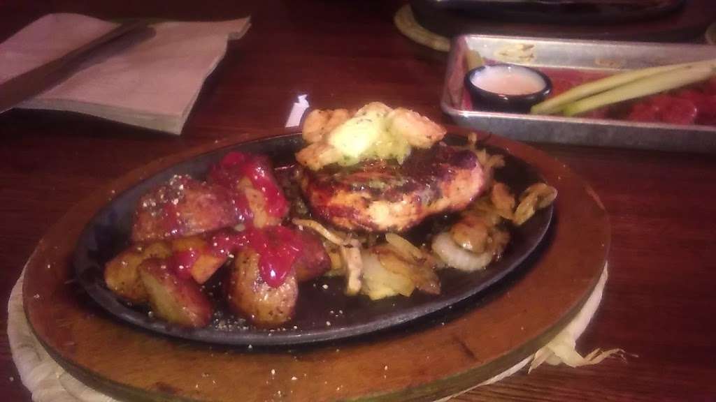 Applebees Grill + Bar | 1650 Tappahannock Blvd, Tappahannock, VA 22560, USA | Phone: (804) 443-0361