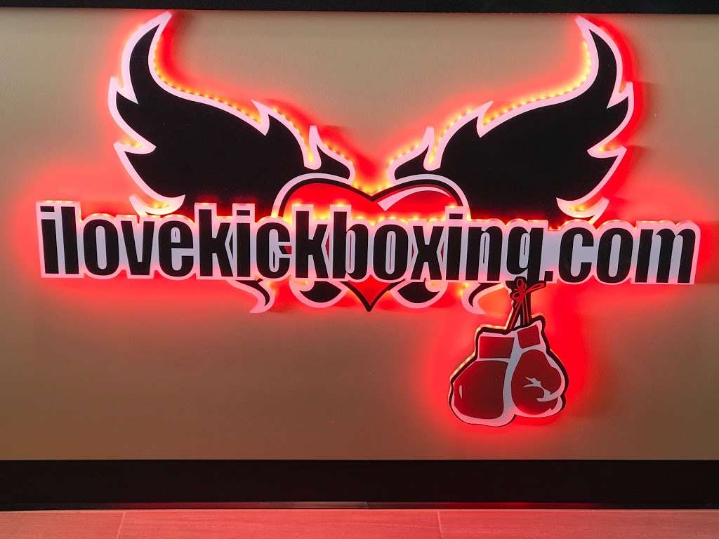 iLoveKickboxing - Park Ridge | 535 A Busse Hwy, Park Ridge, IL 60068 | Phone: (847) 558-2570