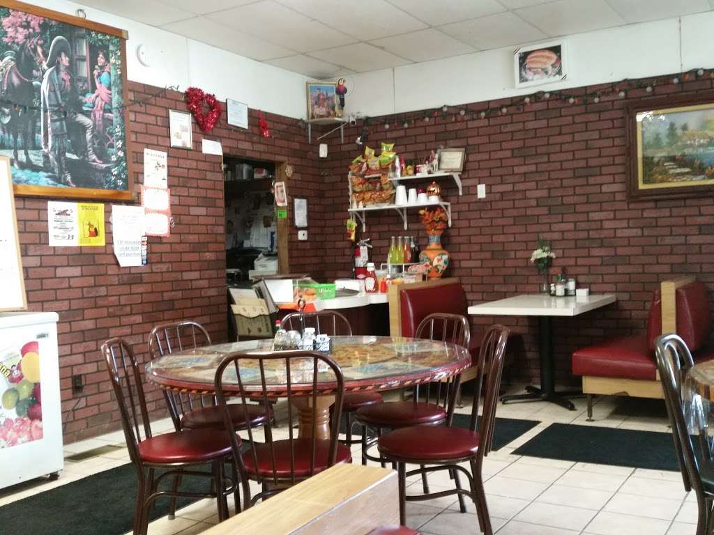 Casa Lupitas Restaurant | 533 W Columbus Dr, East Chicago, IN 46312, USA | Phone: (219) 398-9334