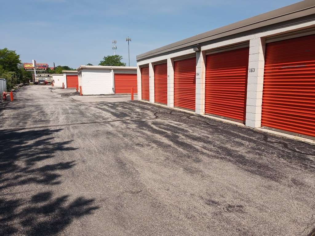 Public Storage | 4750 S 108th St, Greenfield, WI 53228, USA | Phone: (414) 482-5081