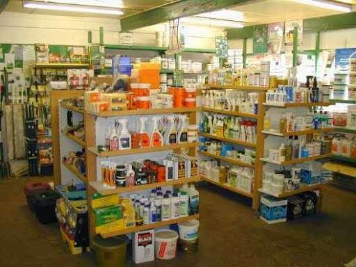 Ifield Park Equestrian, Country & Pet Supplies | St Piers Ln, Dormansland, Lingfield RH7 6PN, UK | Phone: 01342 836777