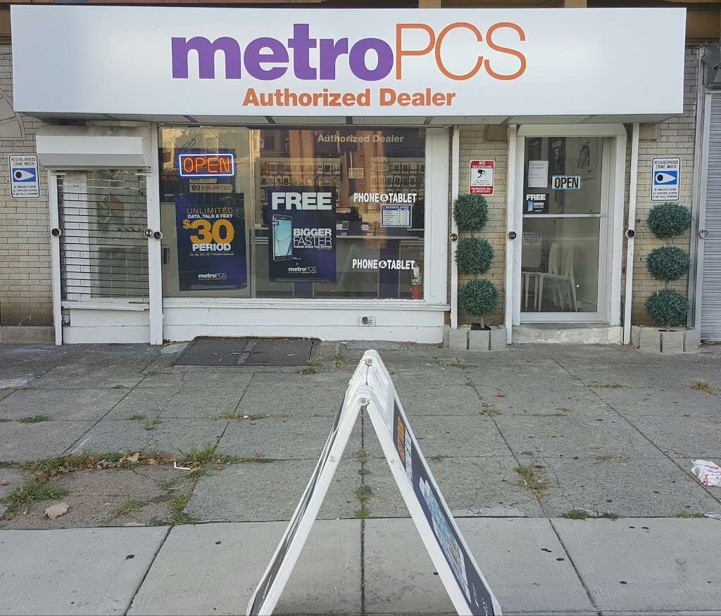 Metro by T-Mobile | 946 S 58th St, Philadelphia, PA 19143, USA | Phone: (215) 528-5206