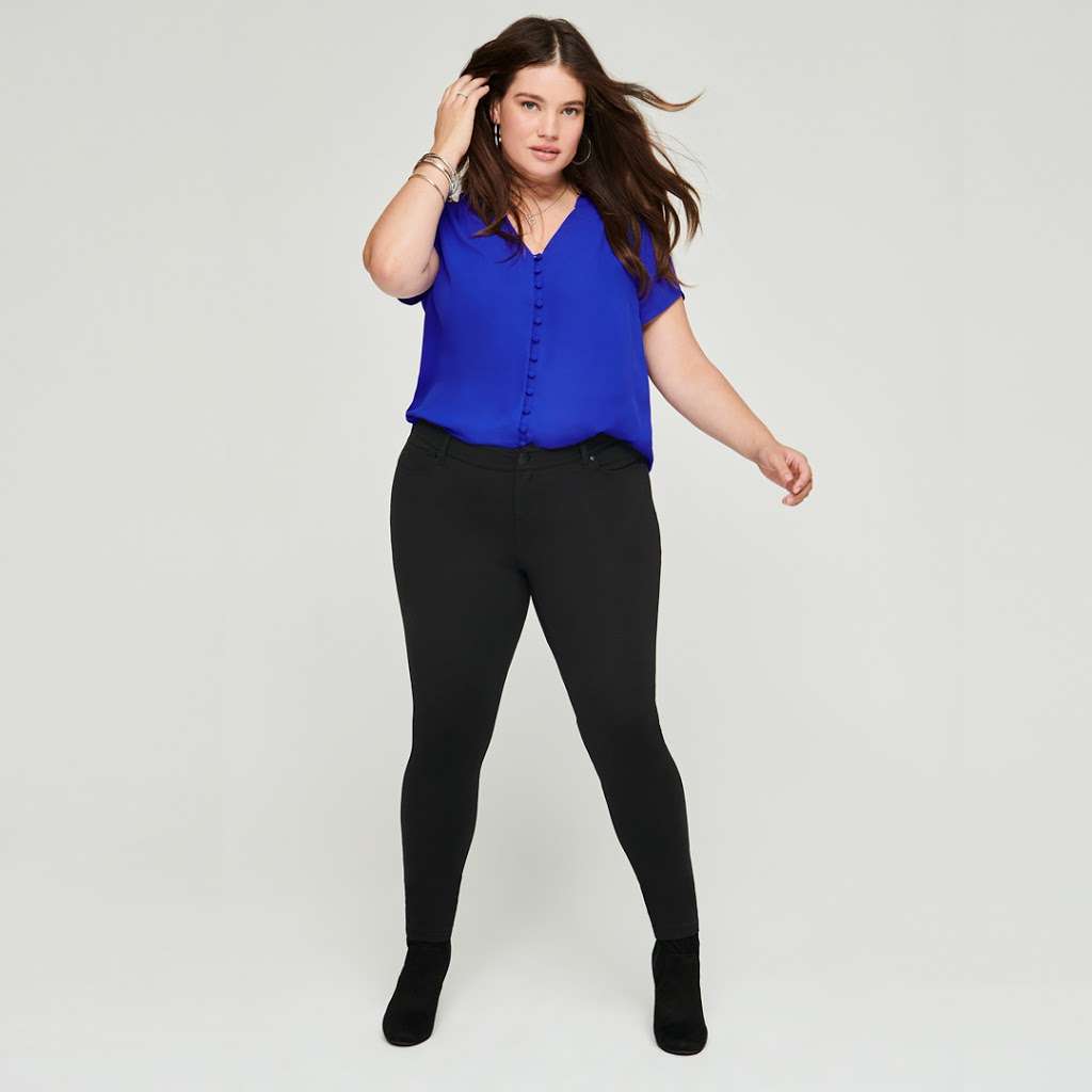 Torrid | 37 Interstate Shopping Center Spc #15, Ramsey, NJ 07446 | Phone: (201) 934-8900