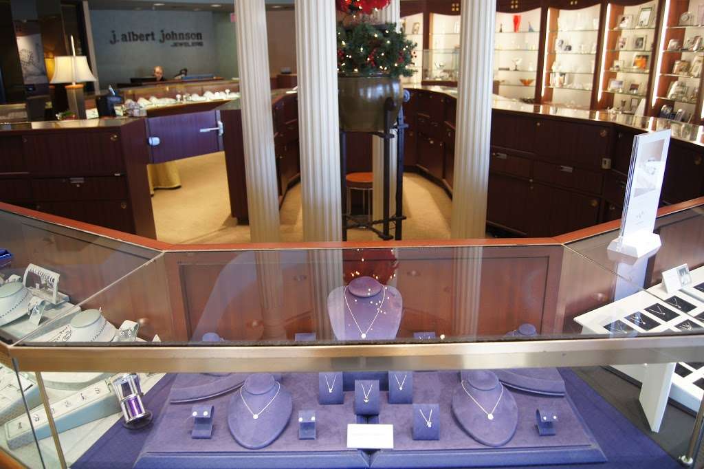 J. Albert Johnson Jewelers | 1957 Black Rock Turnpike, Fairfield, CT 06825 | Phone: (203) 334-4680