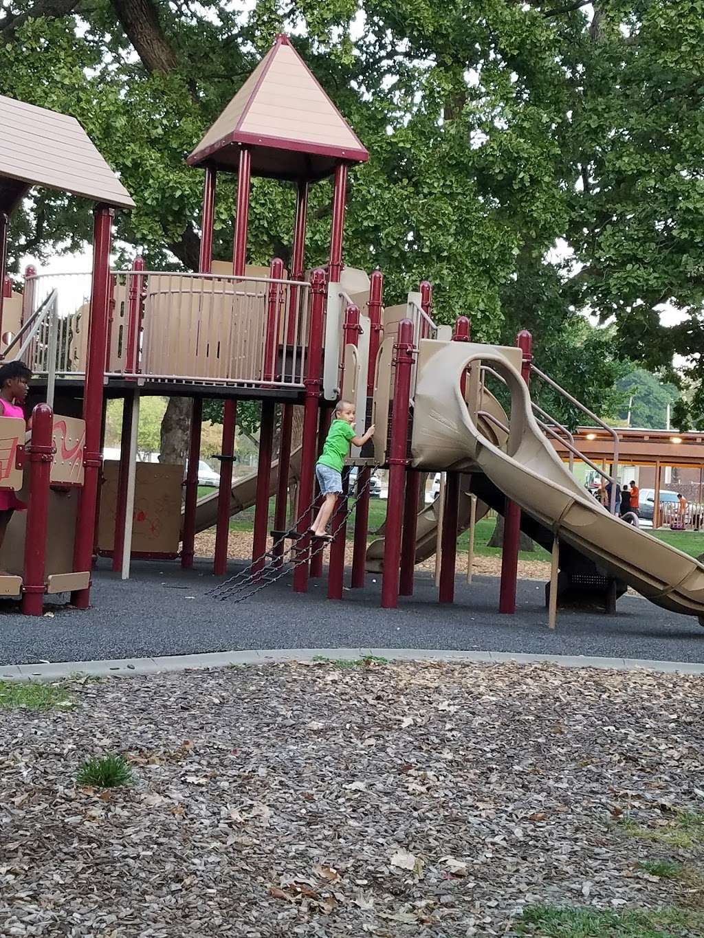 Hyde Park | 402 E Hyde Park Ave, St Joseph, MO 64504, USA | Phone: (816) 271-5500