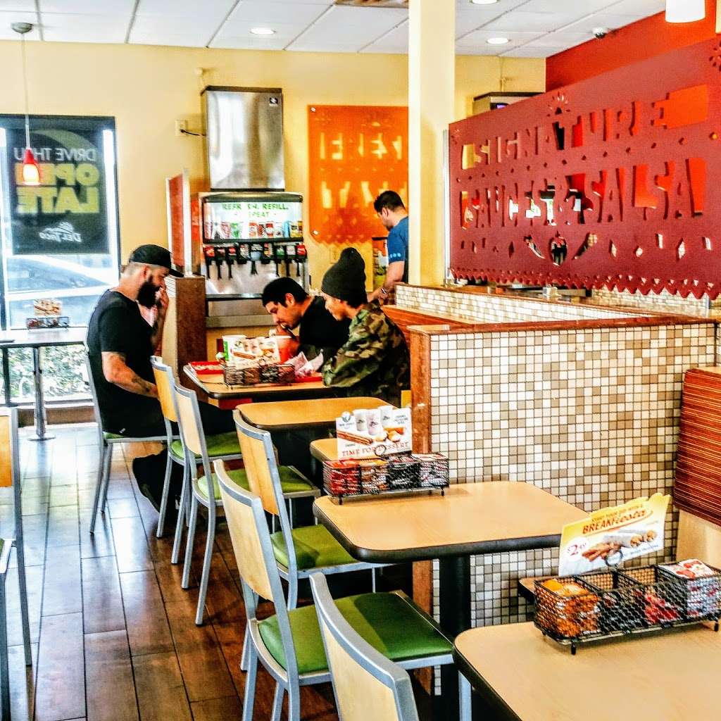Del Taco | 59 Technology Dr W, Irvine, CA 92618, USA | Phone: (949) 453-1600