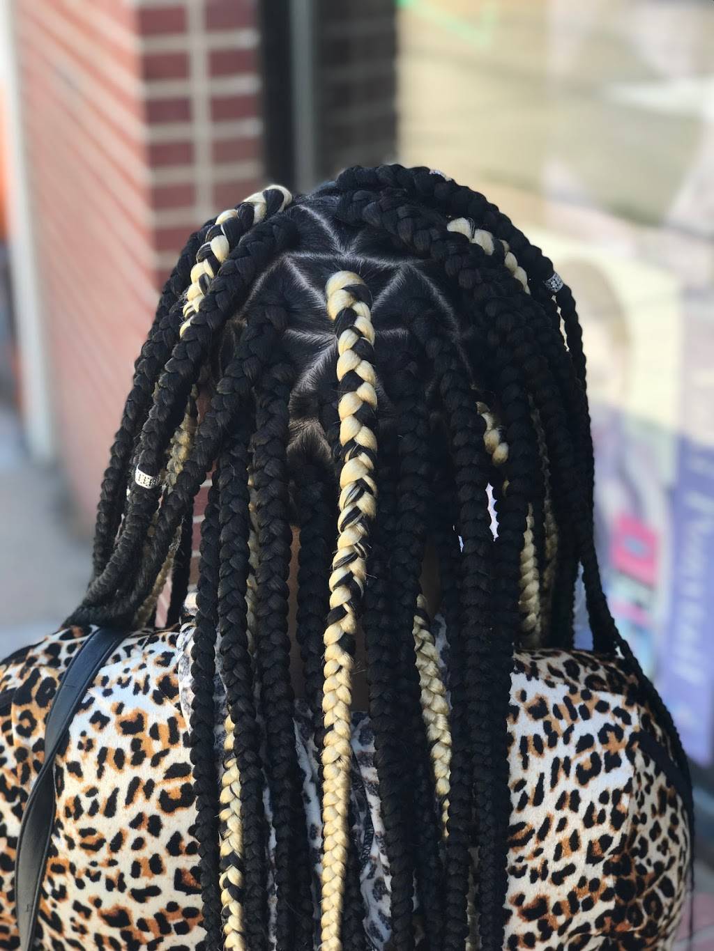 Mimi International Hair Braiding | 1447 Florence St, Aurora, CO 80010, USA | Phone: (720) 277-3181