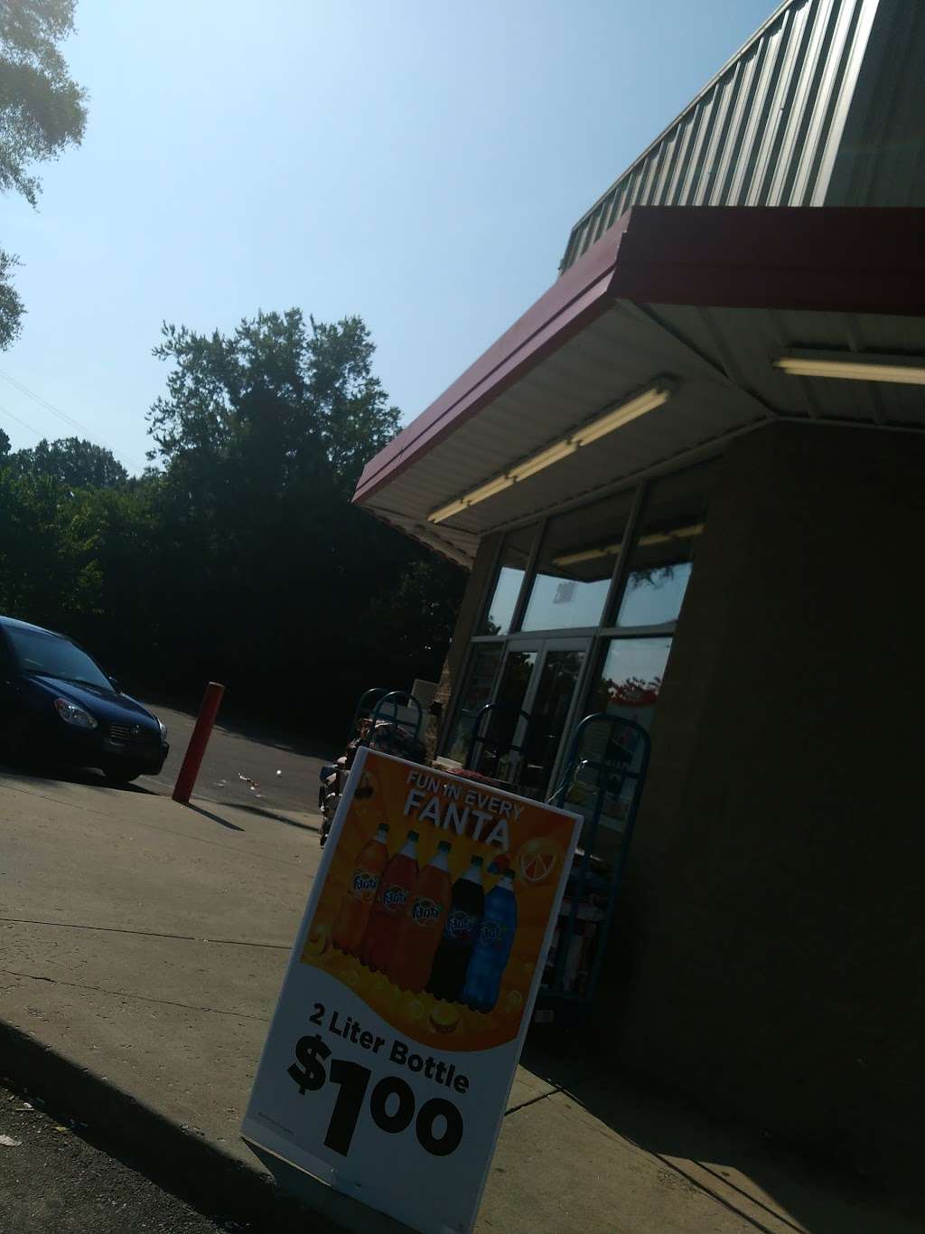 Family Dollar | 2001 Davis Park Rd, Gastonia, NC 28052, USA | Phone: (704) 865-9193